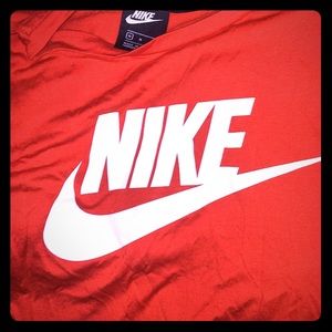 Nike t-shirt